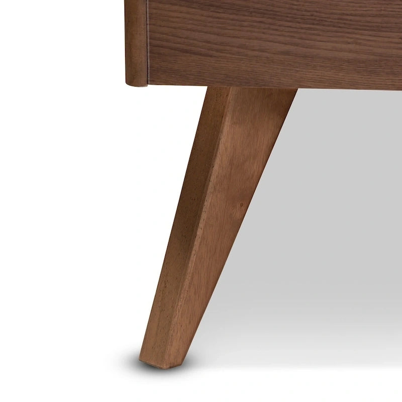 Carson Carrington Hjulsta Mid-century Modern Wood Platform Bed
