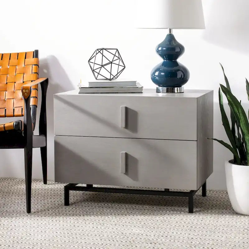 SAFAVIEH Shirleyann Dark Brown/ Black Storage Cabinet - 27.5 x 17.6 x 21.6 - 28Wx18Dx22H