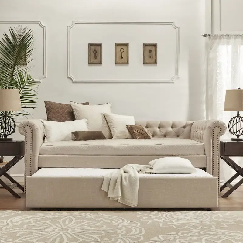 Knightsbridge Chesterfield Daybed by iNSPIRE Q Artisan