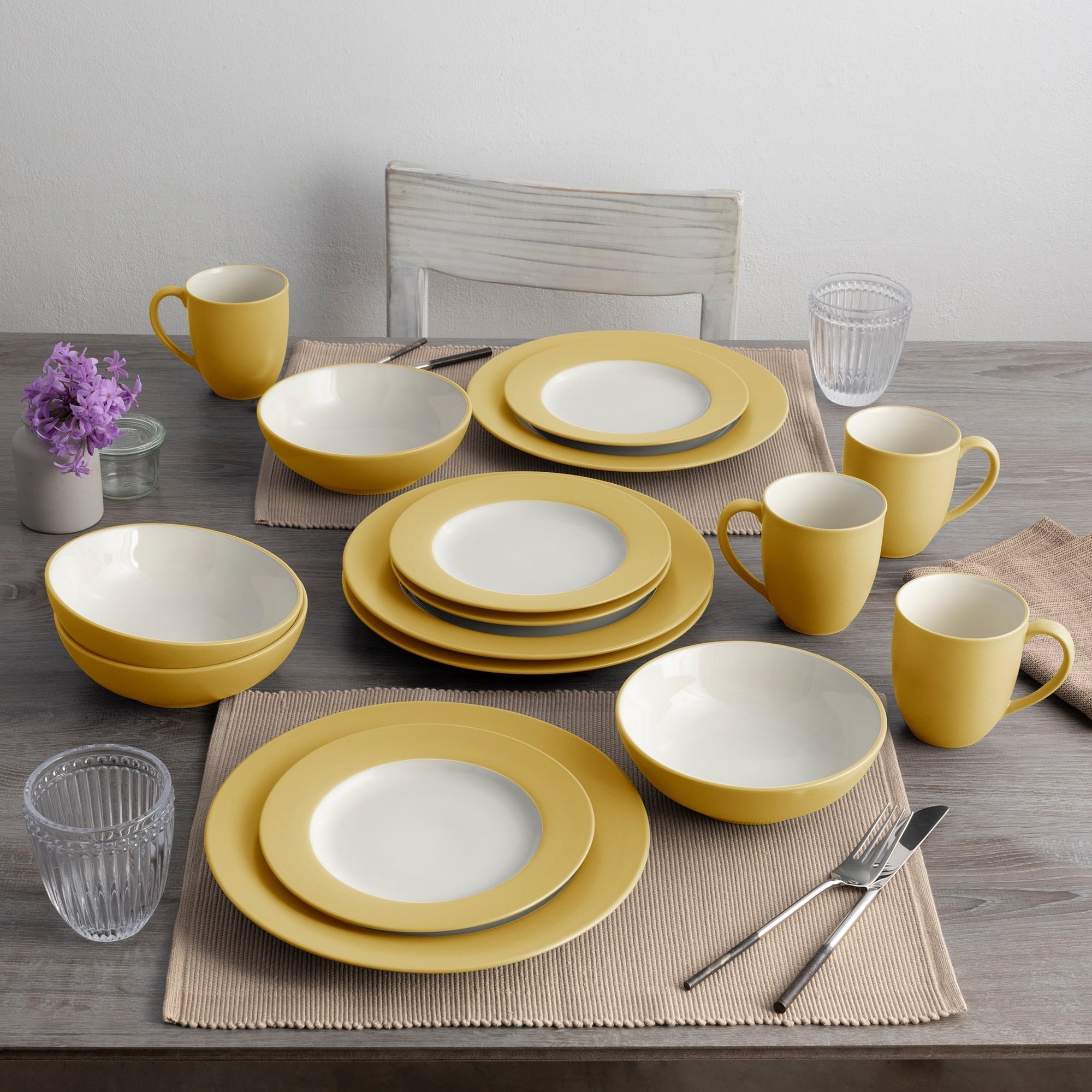 Noritake Colorwave 16-Piece Coupe Dinnerware Set, Service For 4