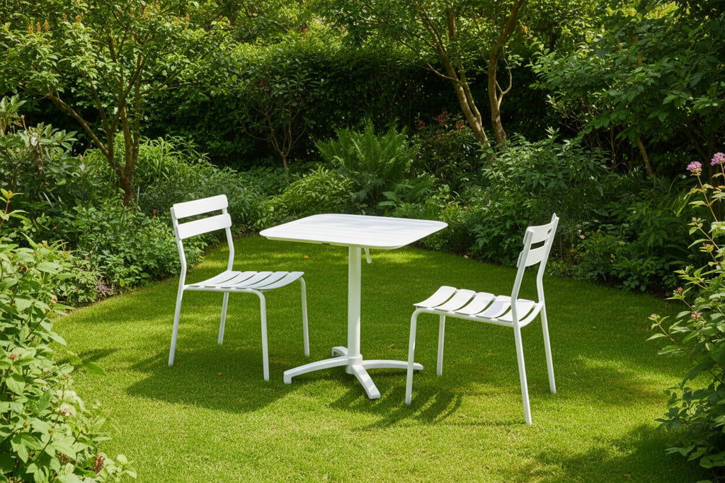 70x70 cm tilting patio table and 2 chairs, white