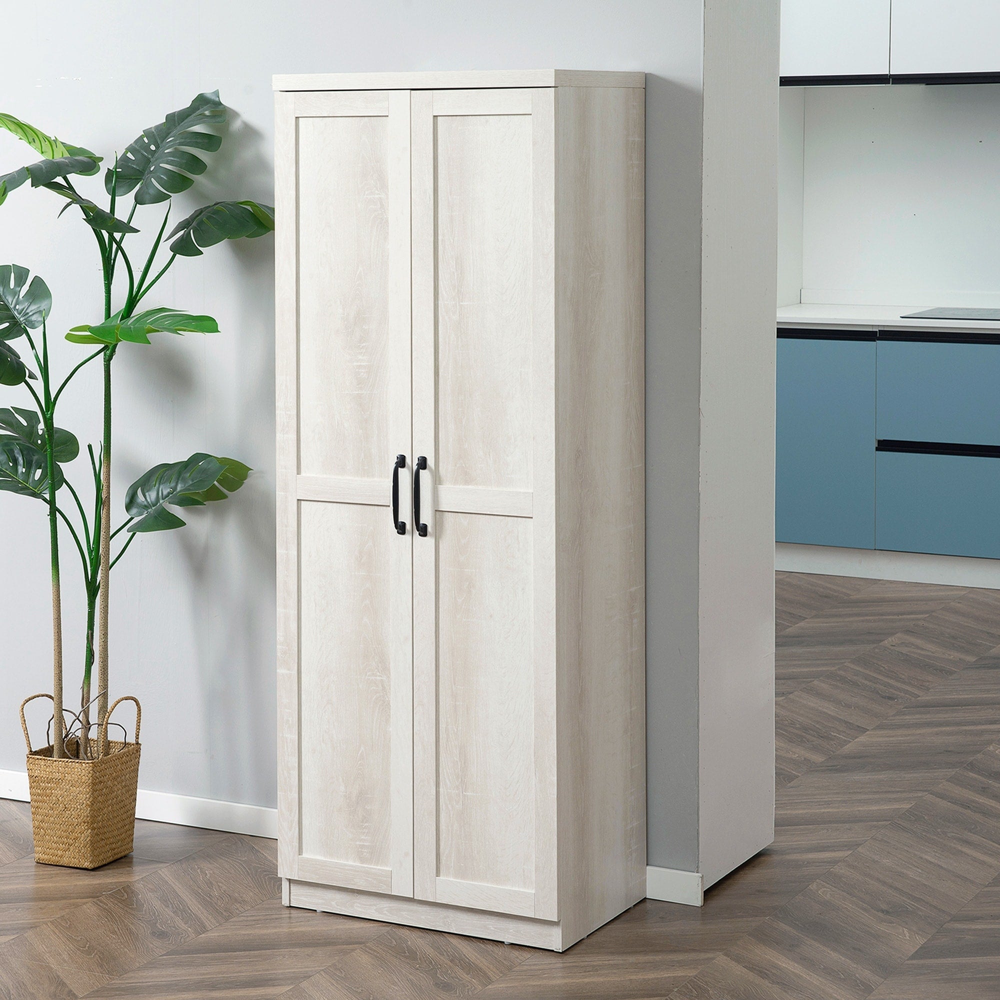 HOMCOM 63 2-Door Kitchen Pantry, Freestanding Storage Cabinet with 5-tier Shelving and 2 Adjustable Shelves for Dining Room