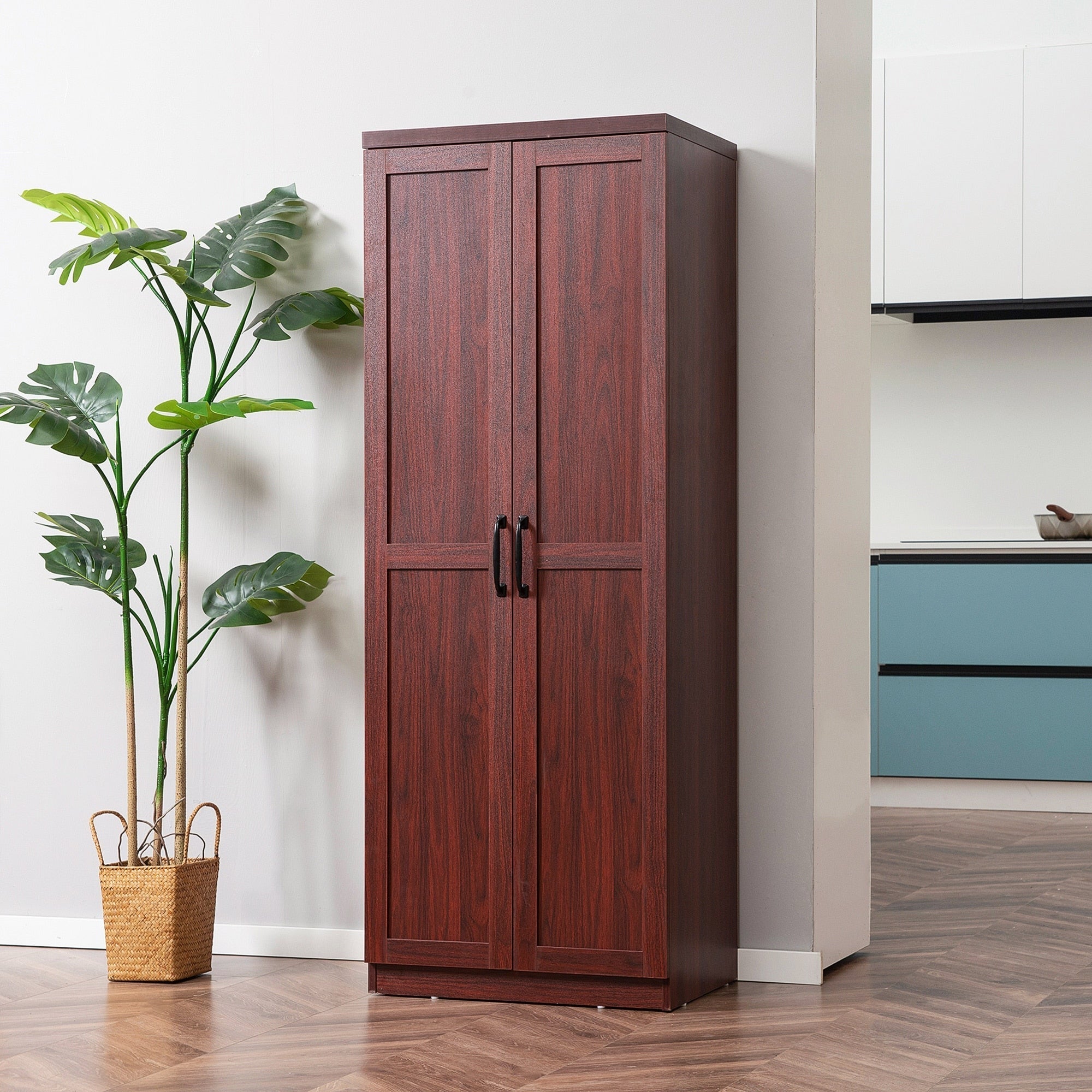 HOMCOM 63 2-Door Kitchen Pantry, Freestanding Storage Cabinet with 5-tier Shelving and 2 Adjustable Shelves for Dining Room