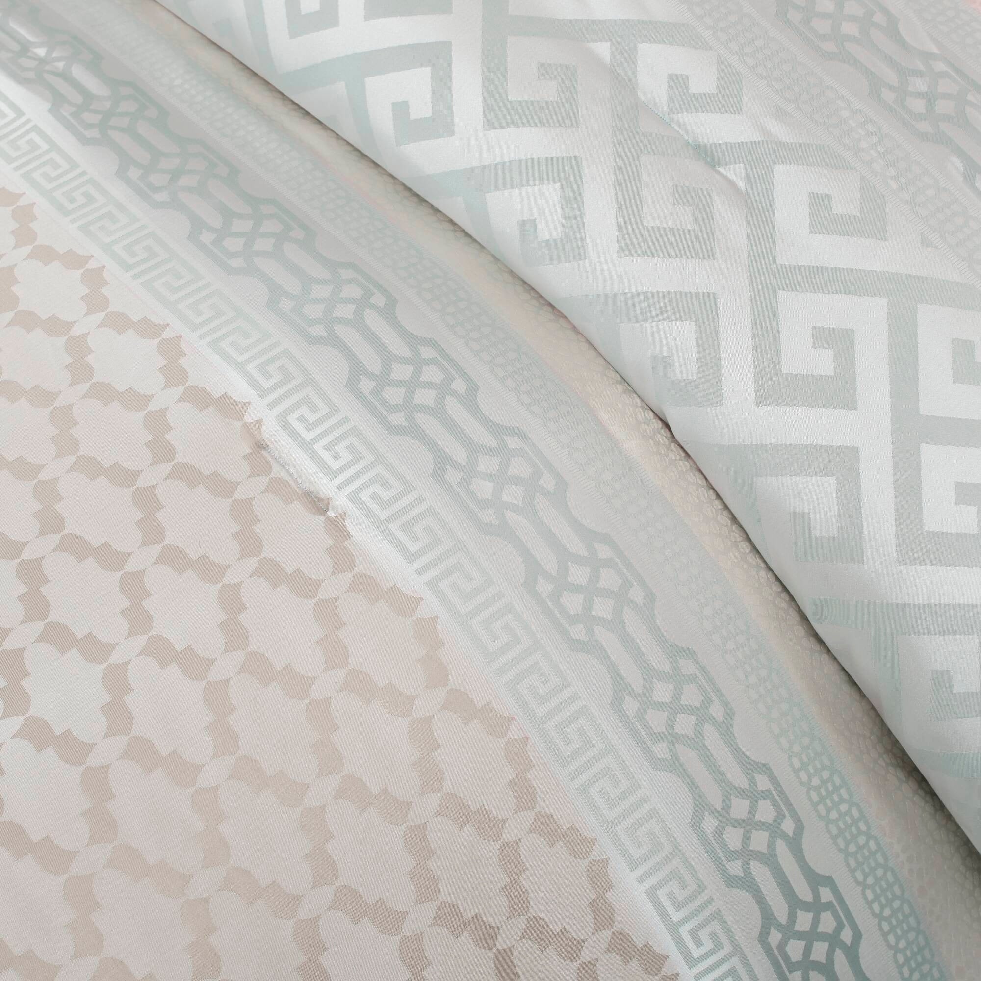 Madison Park Christian 7-piece Geometric Jacquard Comforter Set