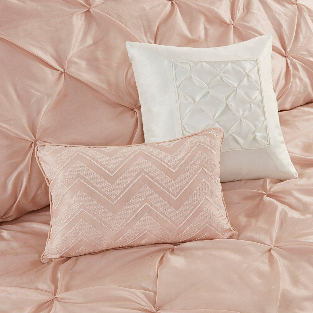 Madison Park Essentials Loretta 24-Piece Room in a Bag with Window Panels and Sheet Set