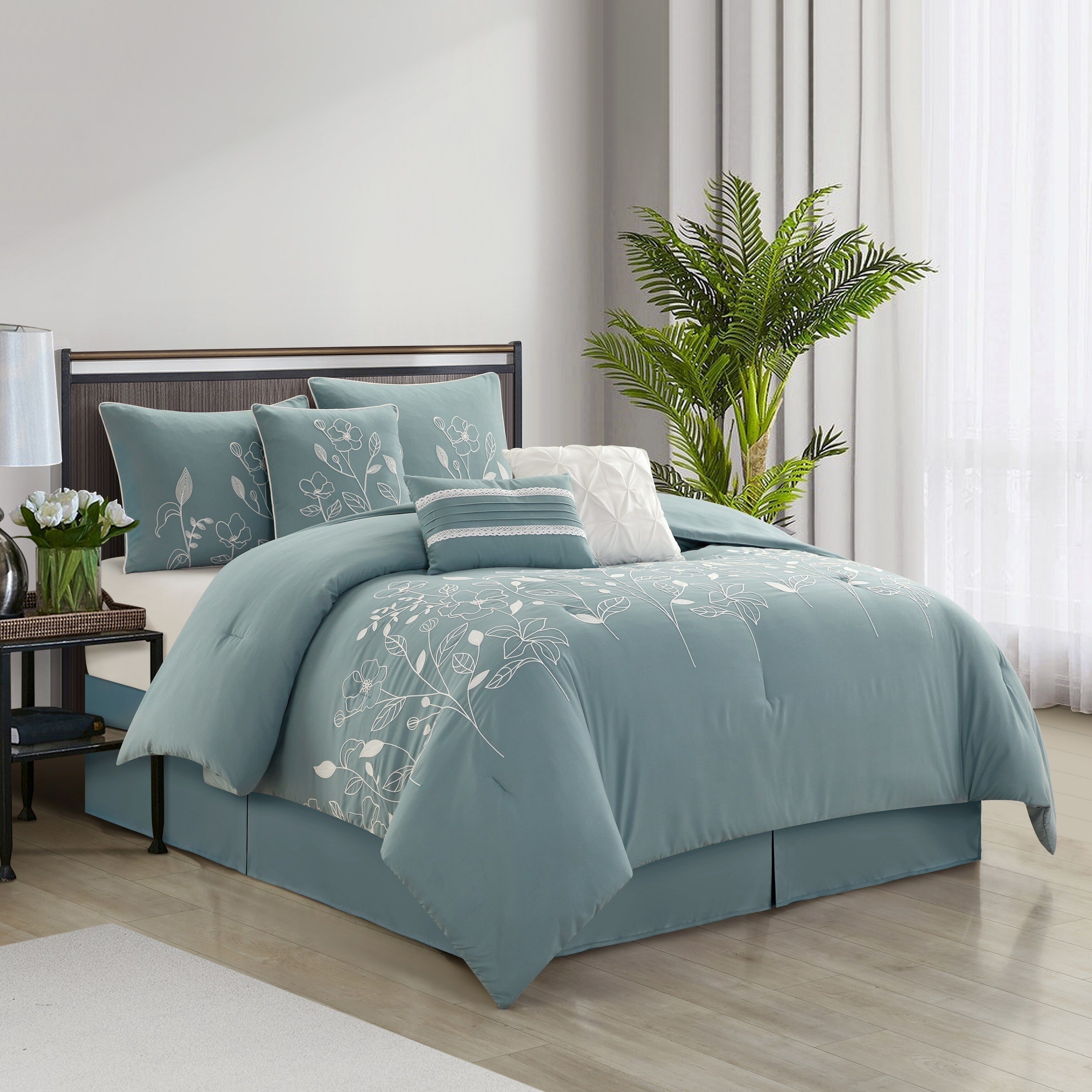Nanshing Taylor 7 Piece Floral Botanical Comforter Set