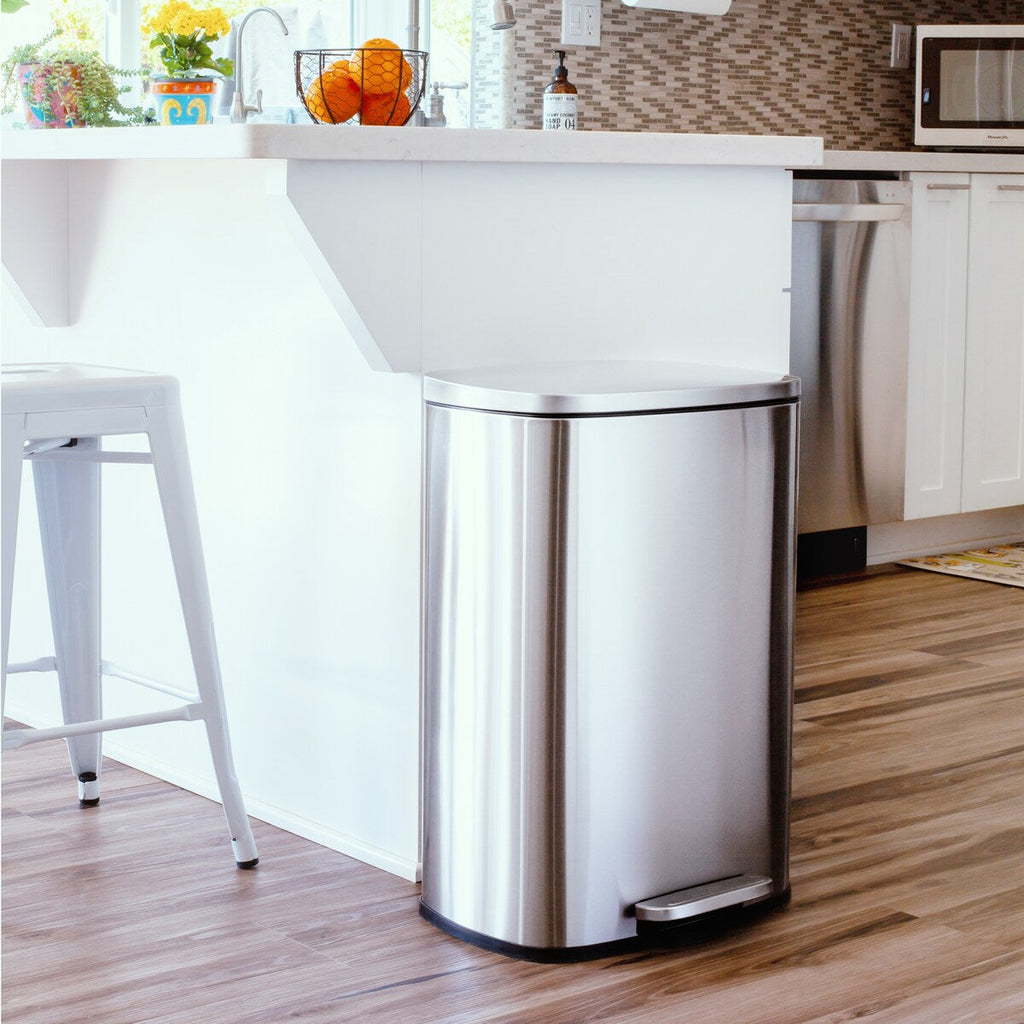 Qualiazero 13.2 GAL plus TWO 1.3 GAL Rectangular Step Can Trash Cans - Family Combo