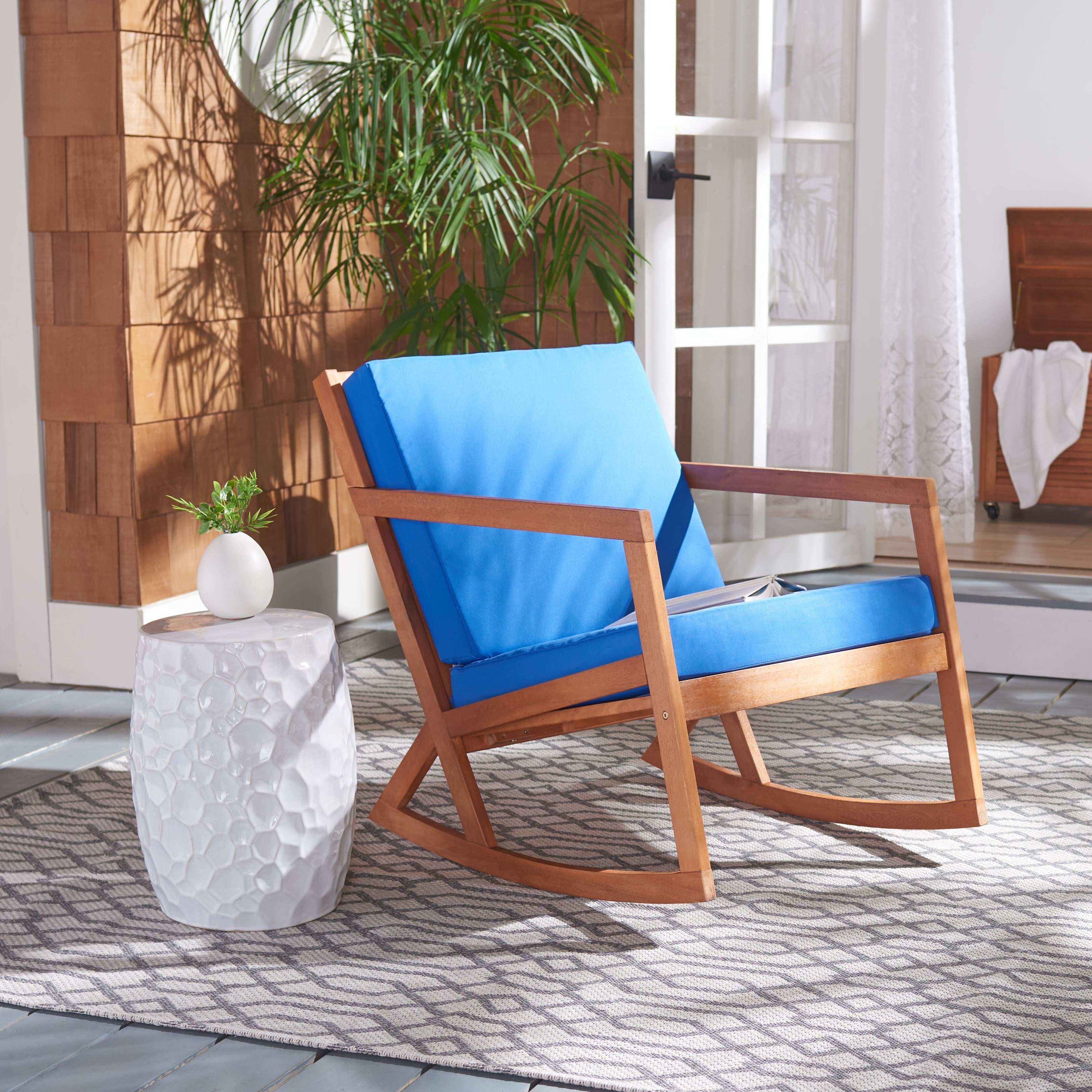 SAFAVIEH Outdoor Makaila Rocking Chair with Cushion - 26W x 31D x 38H