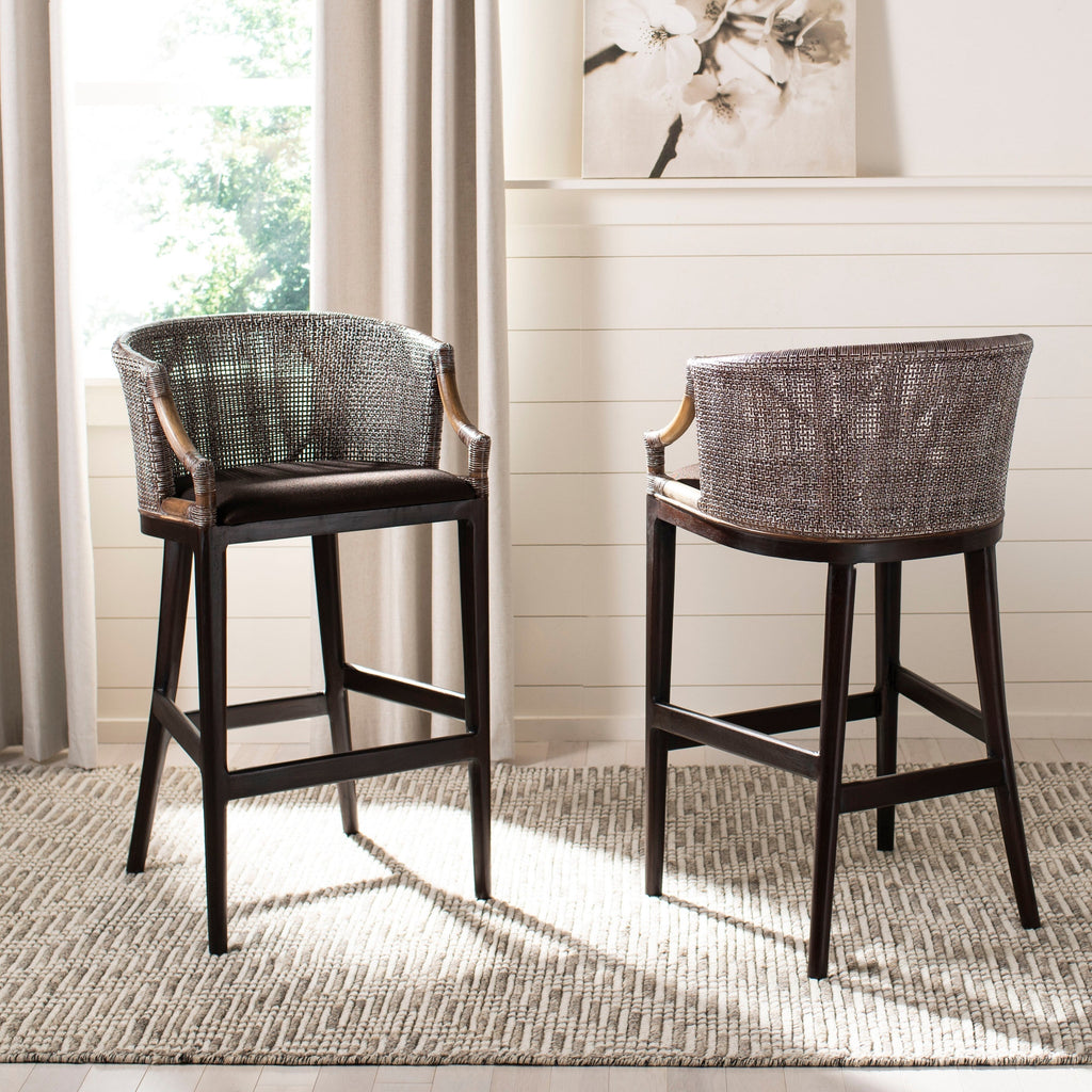 SAFAVIEH Virona Rattan 30-inch Bar Stool - 22.3 W x 20.5 L x 39 H - 22Wx21Dx39H