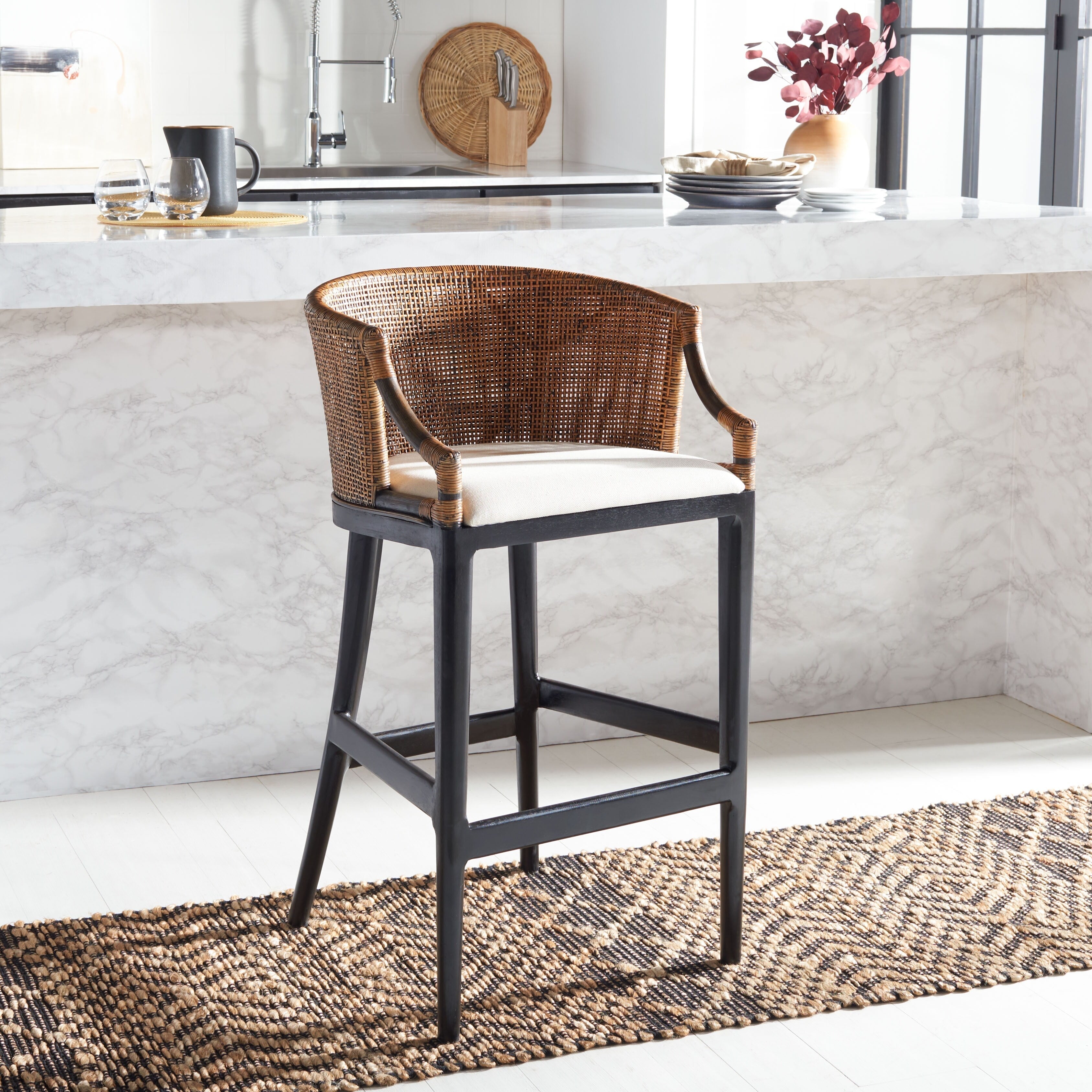 SAFAVIEH Virona Rattan 30-inch Bar Stool - 22.3 W x 20.5 L x 39 H - 22Wx21Dx39H