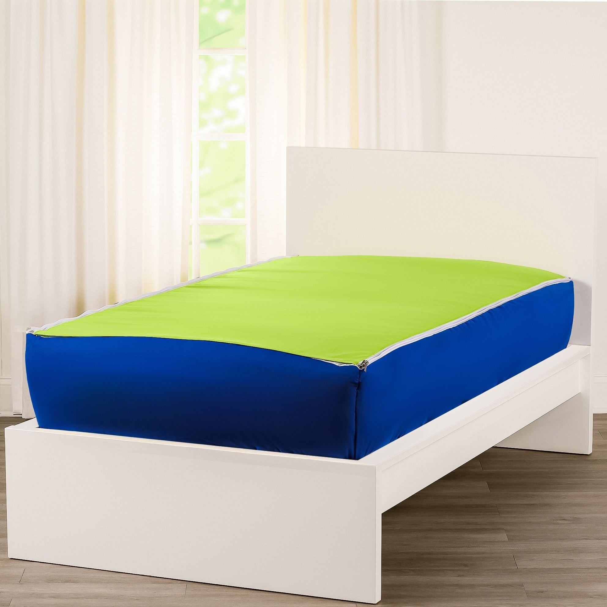 Siscovers Cobalt Blue Bunkie Deluxe Zipper Bedding Set